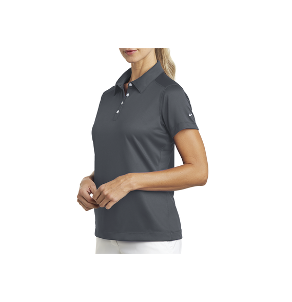 NIKE D354064LG D354064L/G Playera Polo Dri-FIT color Gris Obscuro para Mujer